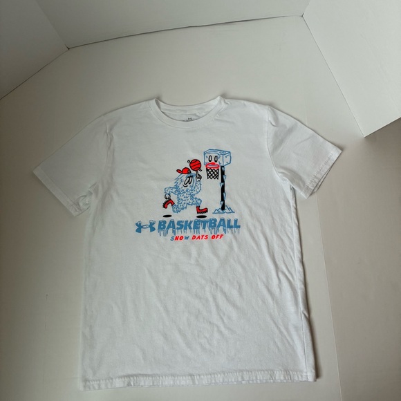 Under Armour Other - Boys UNDER ARMOUR T Shirt Youth Large